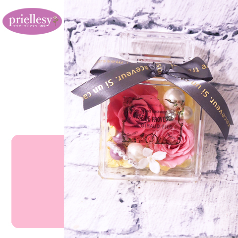 プリザーブドフラワー　香水瓶型アレンジ2個セット