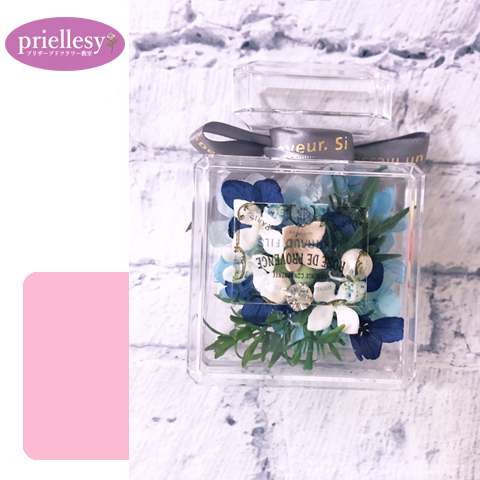 プリザーブドフラワー　香水瓶型アレンジ2個セット