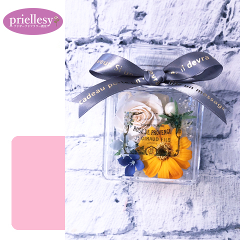 プリザーブドフラワー　香水瓶型アレンジ2個セット